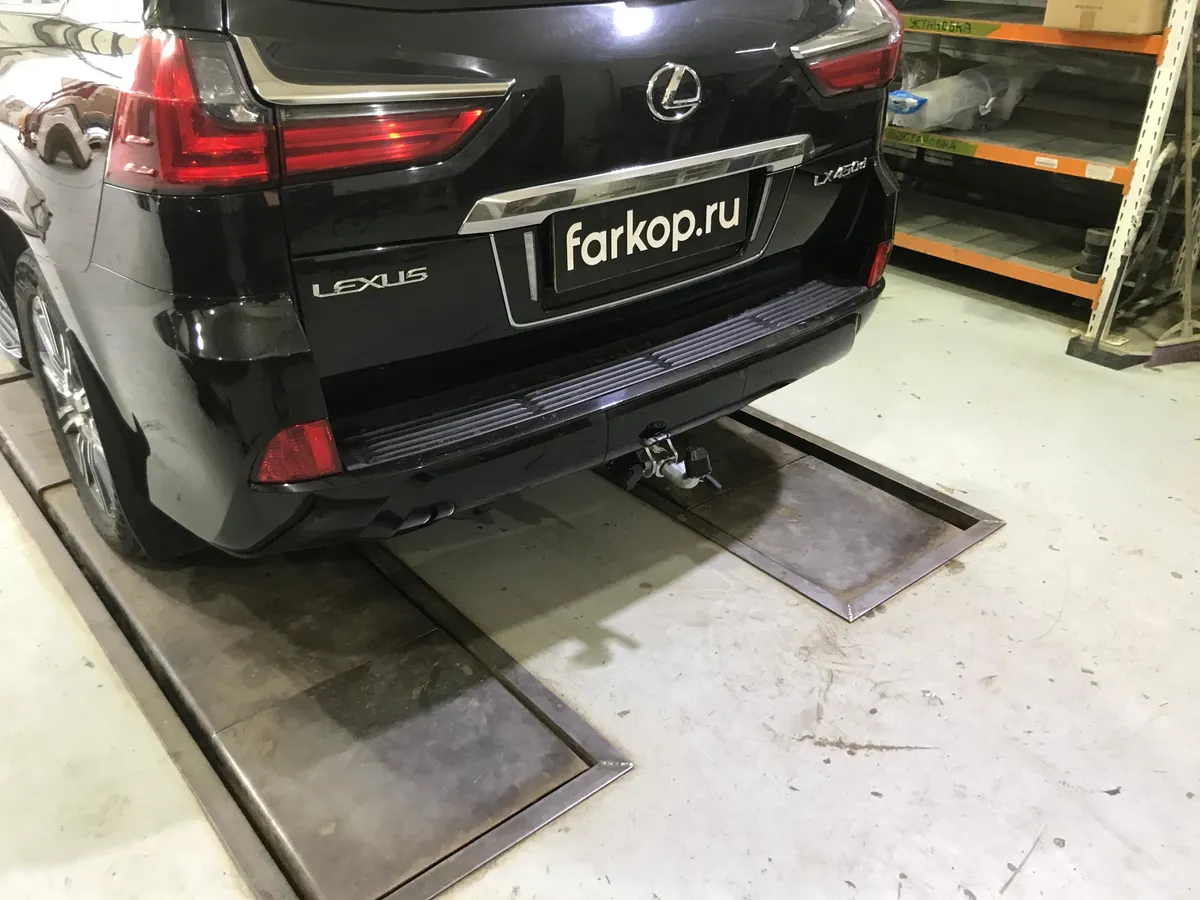 Фаркоп Galia для Lexus LX 2008-2021 T070C в Кемерово Фаркоп Galia для Lexus LX 2008-2021 T070C в Кемерово