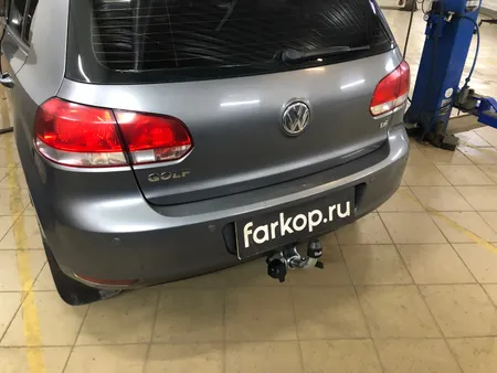 Фаркоп Galia для Volkswagen Golf 2008-2013 A038C в Кемерово