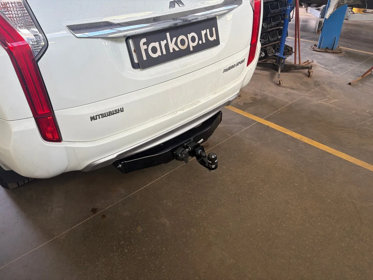 Фаркоп TowRus для Mitsubishi Pajero Sport 2017-2021 189379 в Кемерово Фаркоп TowRus для Mitsubishi Pajero Sport 2017-2021 189379 в Кемерово
