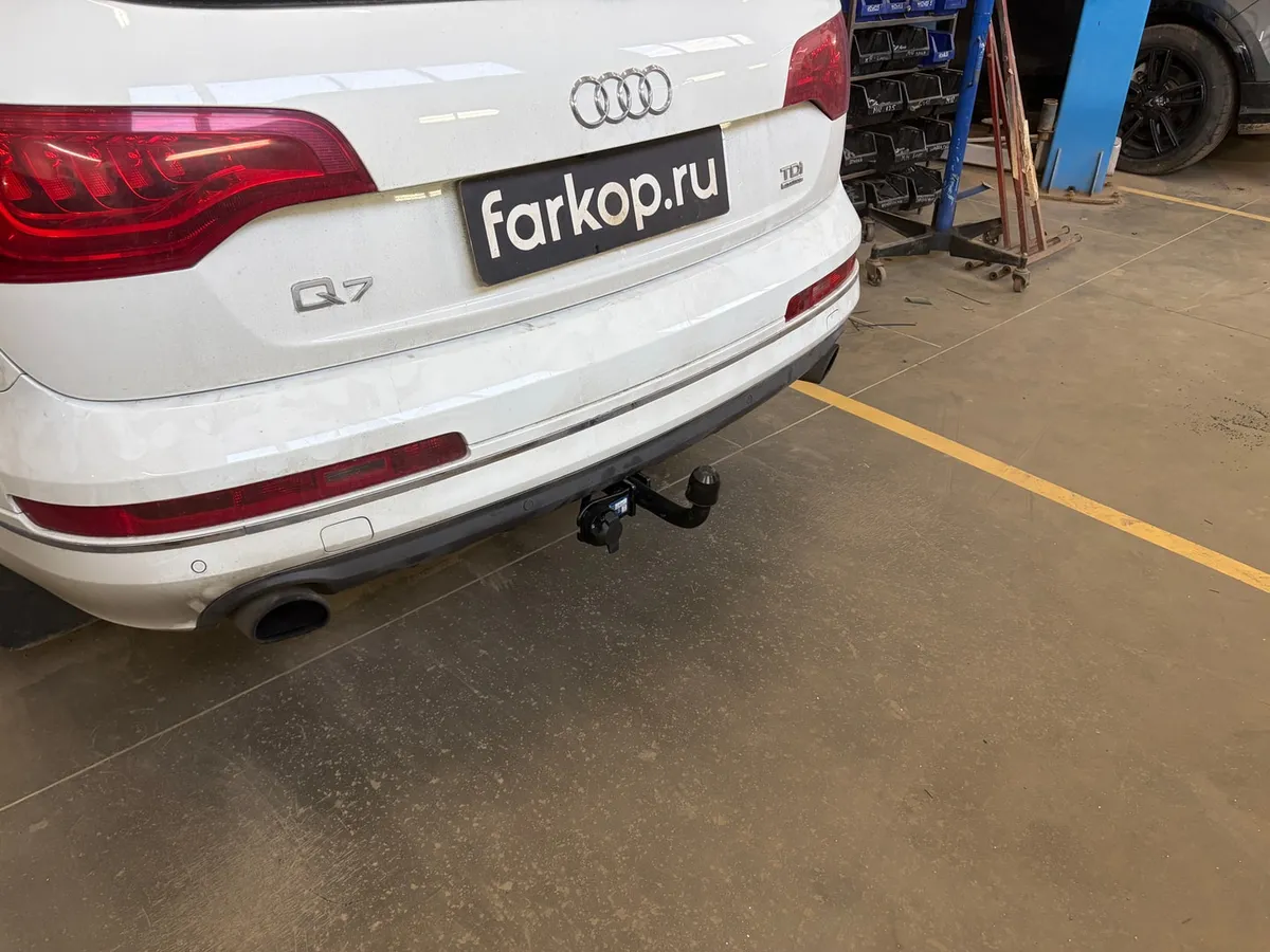 Фаркоп Berg для Audi Q7 2006-2015 F.5813.001 в Кемерово