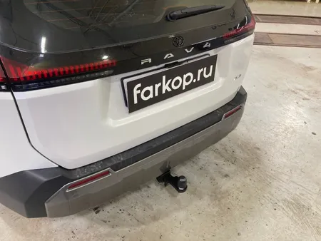 Фаркоп Berg для Toyota RAV4 2025- F.5717.002 в Кемерово