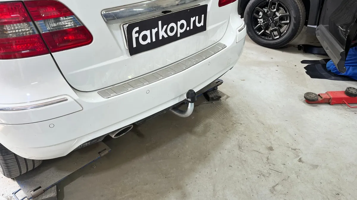 Фаркоп Galia для Mercedes B-class 2005-2011 M113A в Кемерово Фаркоп Galia для Mercedes B-class 2005-2011 M113A в Кемерово