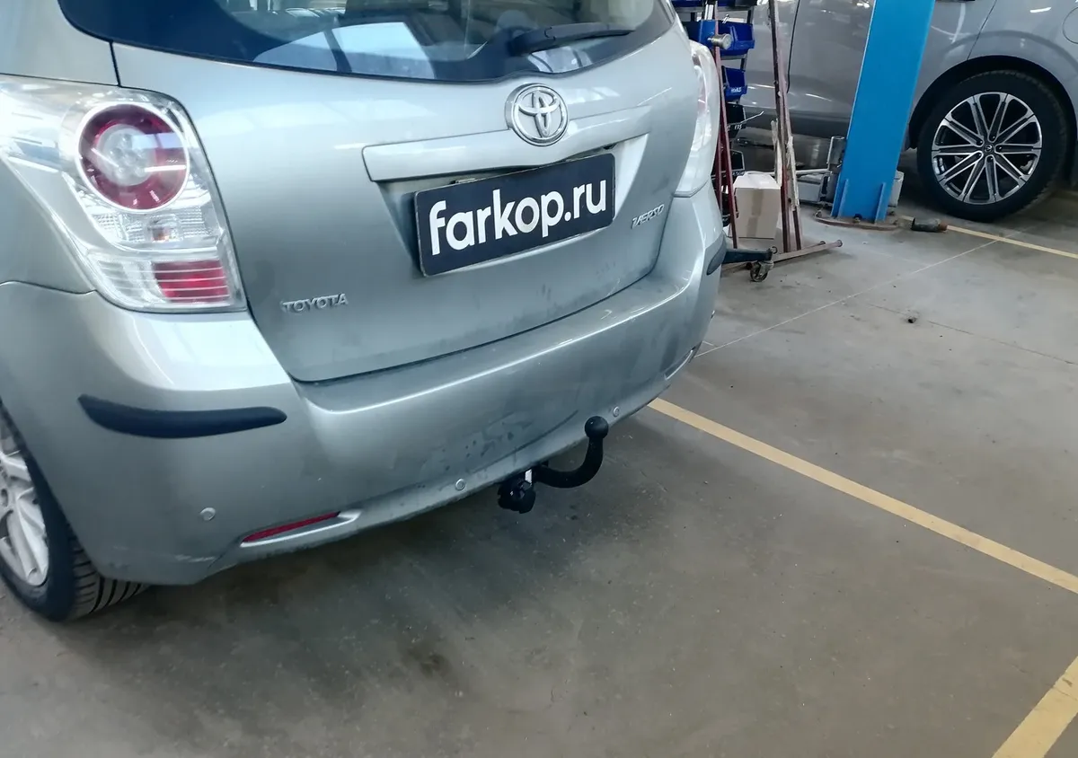 Фаркоп Steinhof для Toyota Verso 2009-2012 Арт. T-210 T-210 в Кемерово