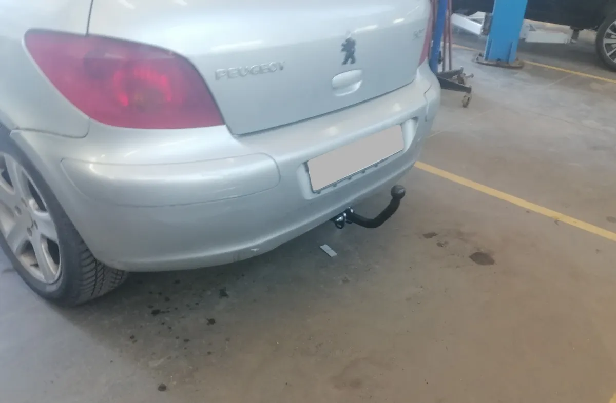 Фаркоп Лидер плюс для Peugeot 307 (хетчбек) 2001-2008 P106-A в Кемерово