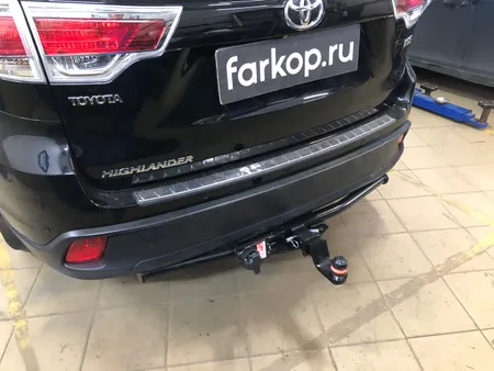 Фаркоп Sheriff для Toyota Highlander 2014-2020 Арт. 2790.31 2790.31 в Кемерово